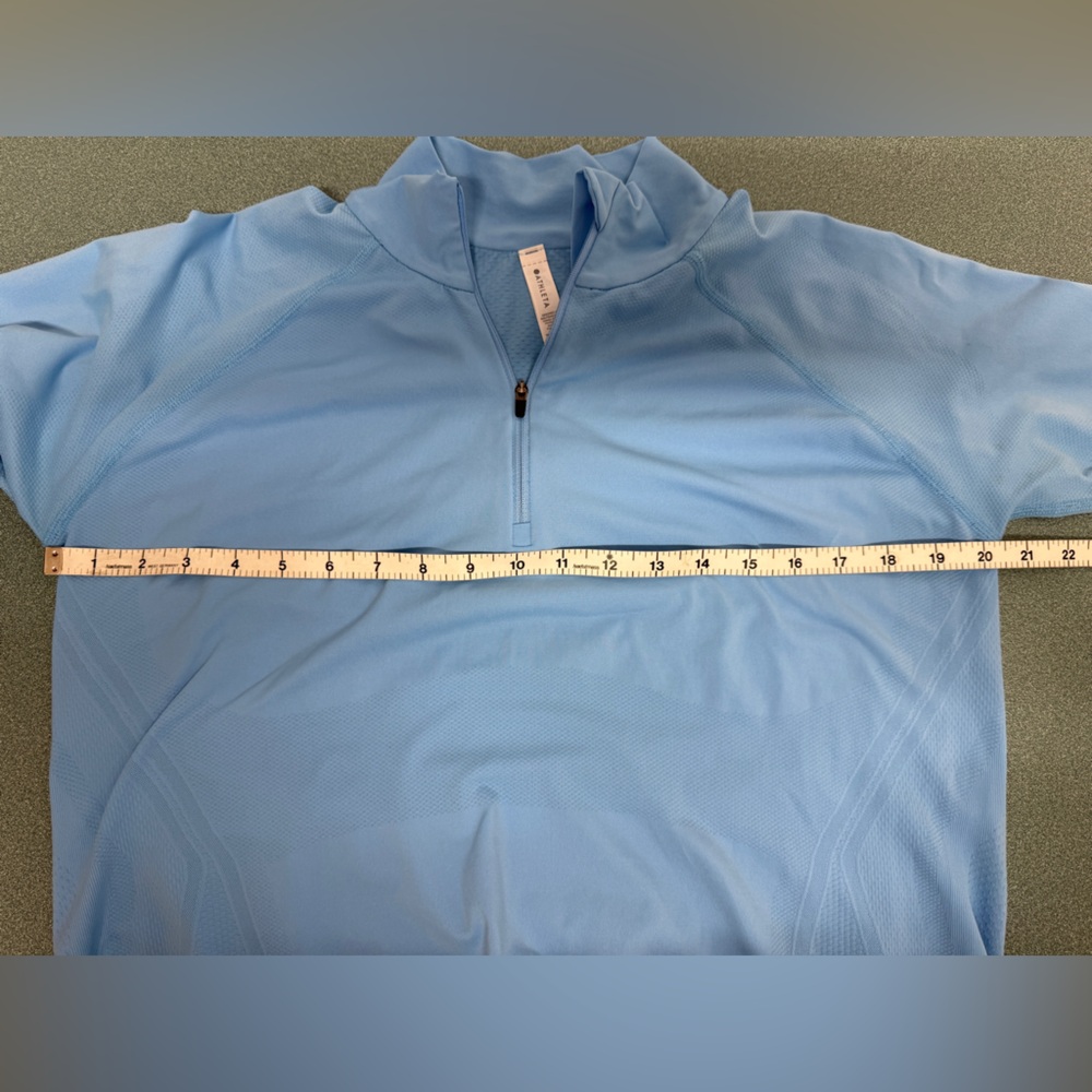 Athleta Light Blue Quarter Zip Athletic Top Women’s XL - Picture 6 of 6